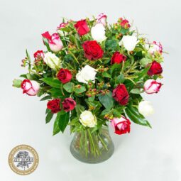 זר ורדים אהבת נעוריי